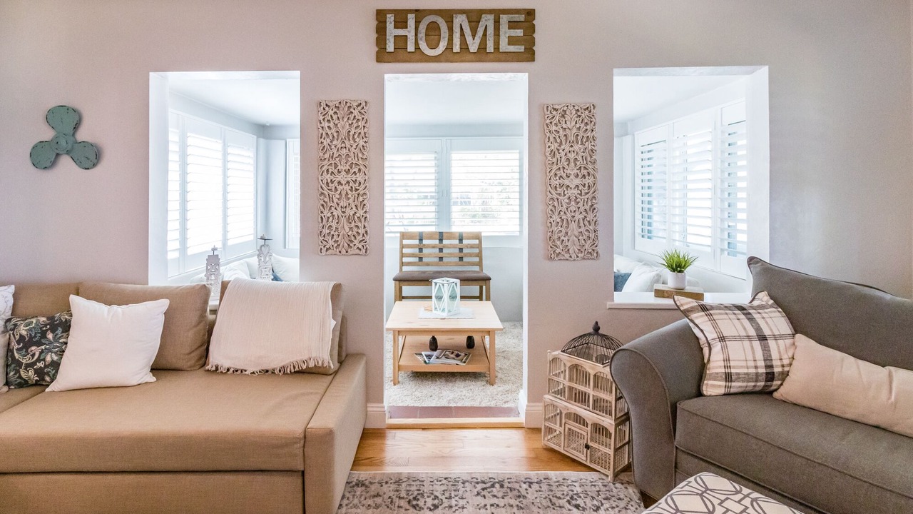 Photo of Livingroom in Davis Islands