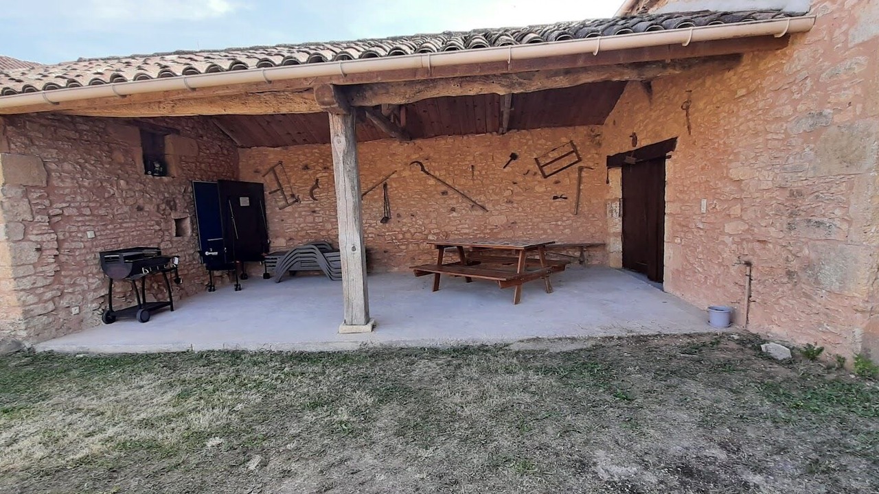 Photo of Outdoor in Blanquefort-sur-Briolance