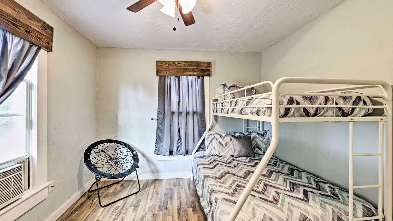 Photo of Bedroom in McLennan County
