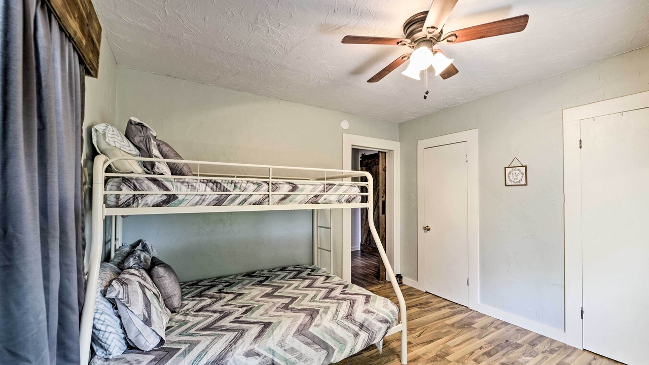 Photo of Bedroom in McLennan County