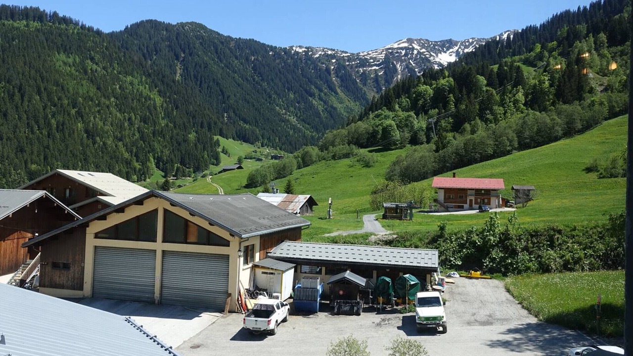 Photo of Others in Areches