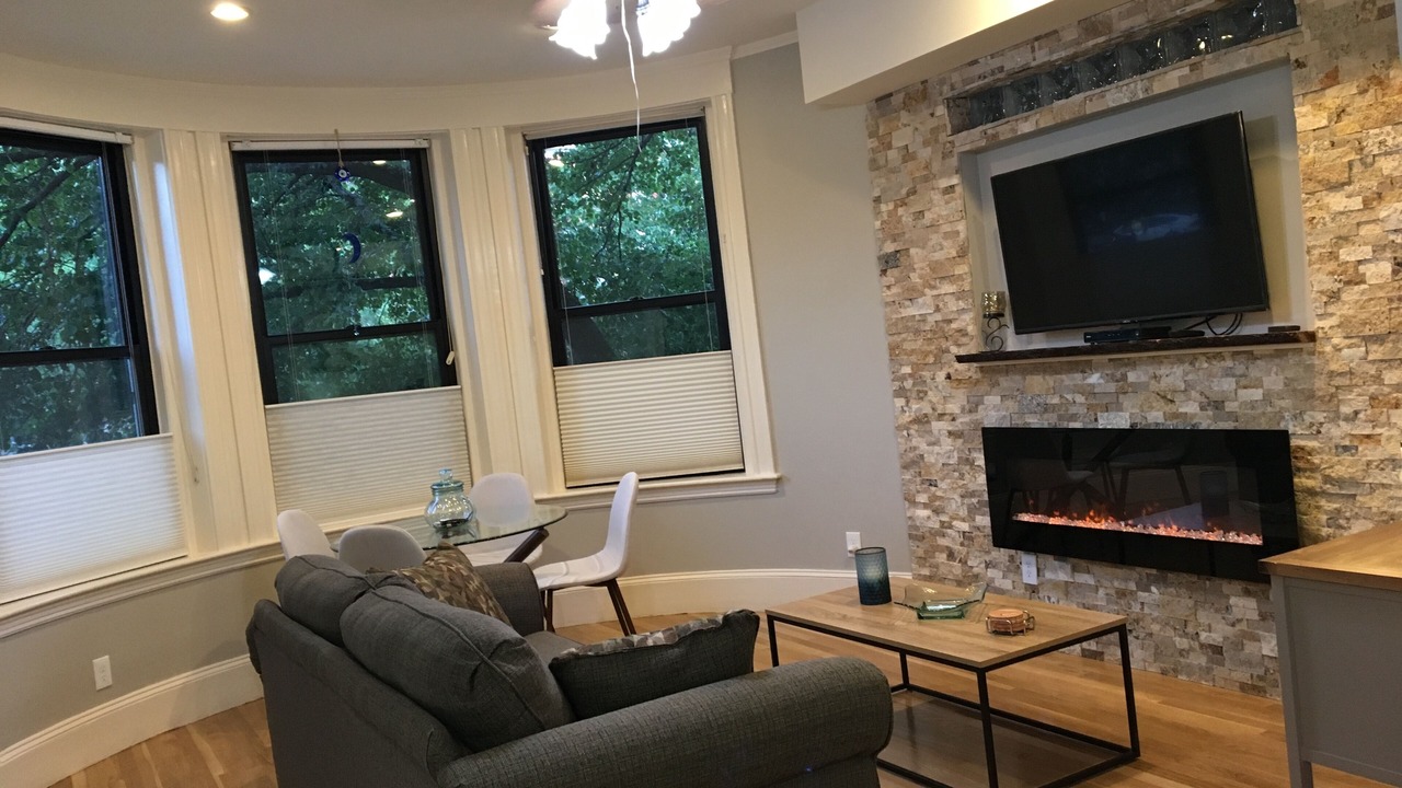Photo of Livingroom in Longwood