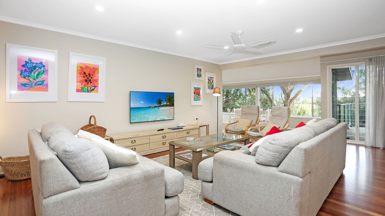 Photo of Livingroom in Hawks Nest