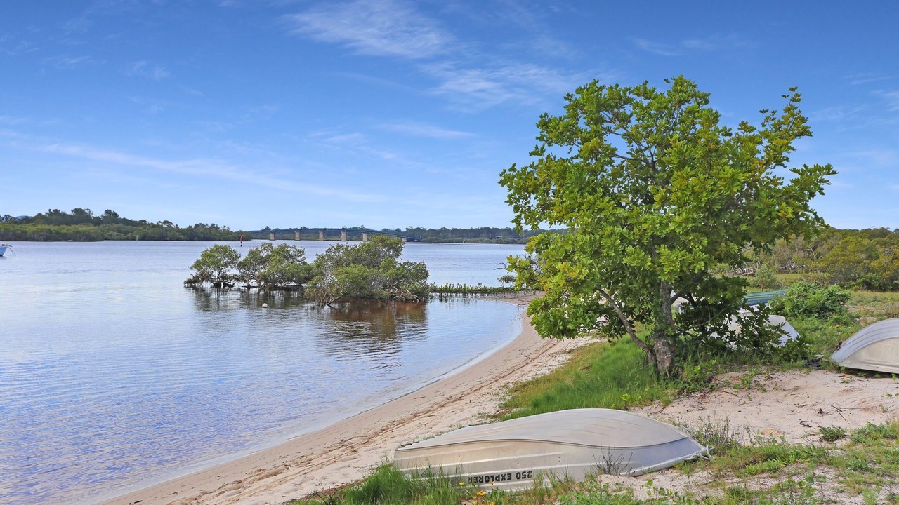 Photo of Others in Hawks Nest
