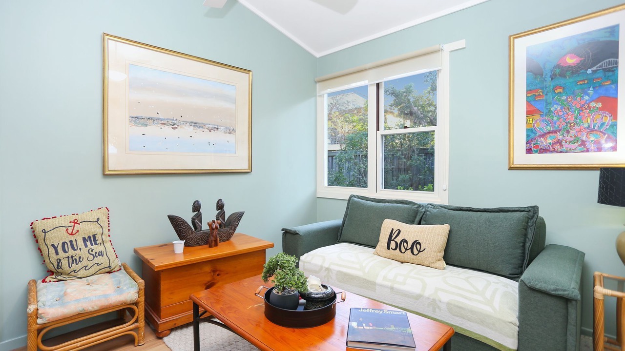 Photo of Livingroom in Hawks Nest