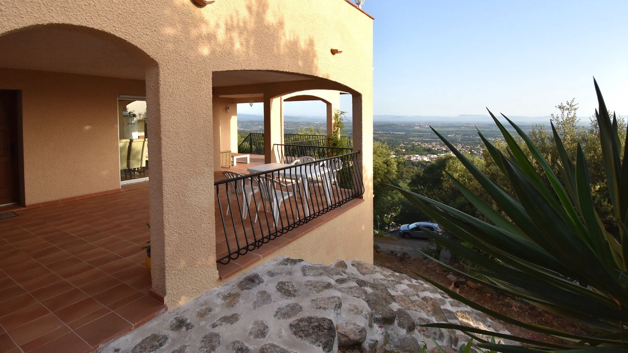 Photo of Patio Balcony in Laroque-des-Alberes