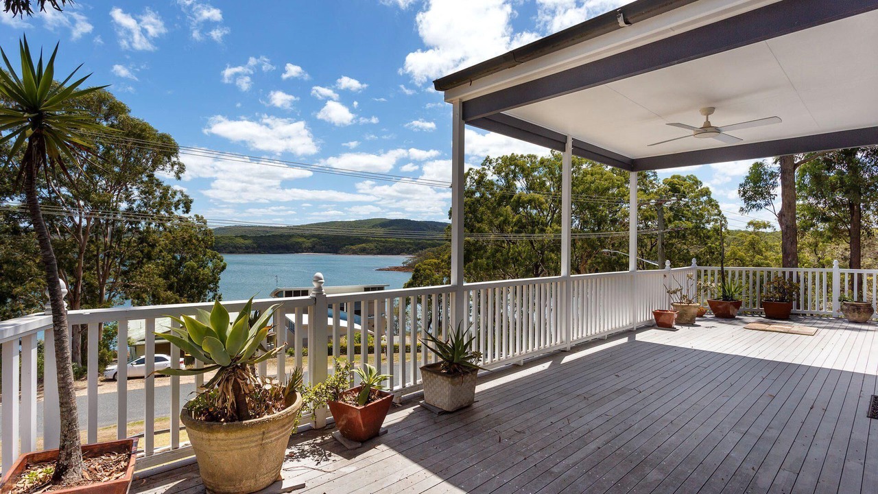 Photo of Patio Balcony in North Arm Cove