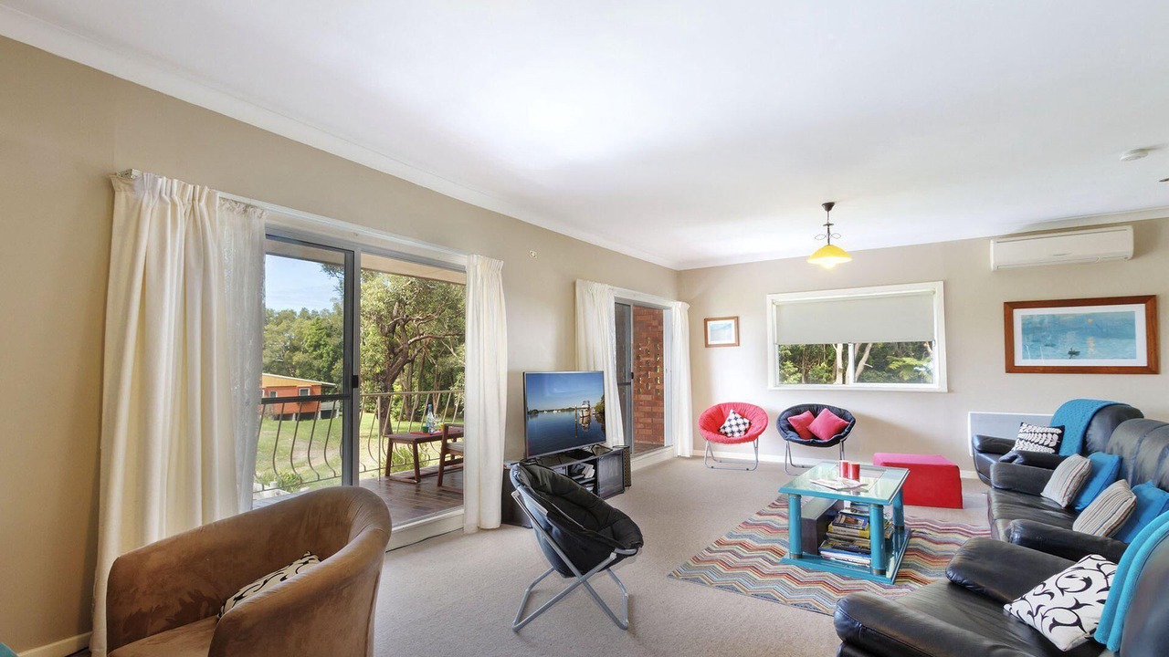 Photo of Livingroom in Tea Gardens