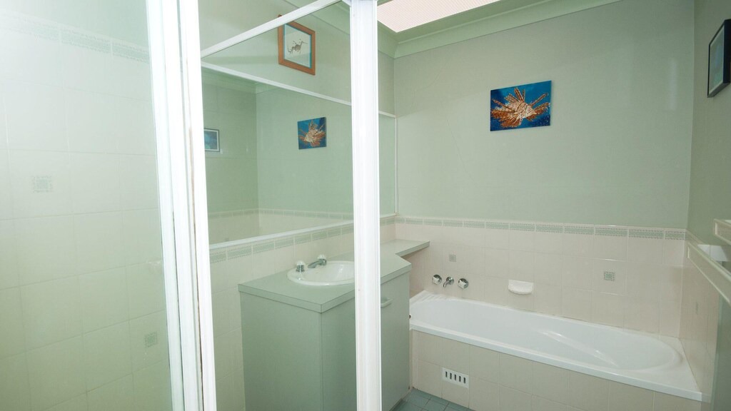 Photo of Bathroom in Tea Gardens