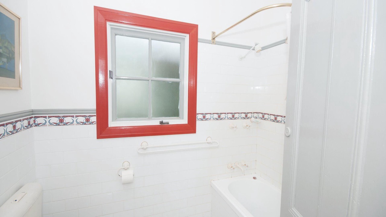 Photo of Bathroom in Tea Gardens