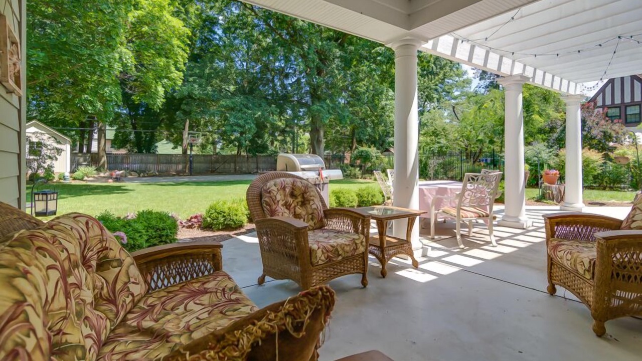 Photo of Outdoor in West Washington
