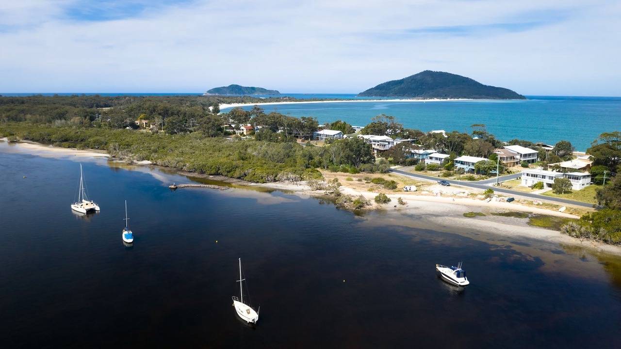 Photo of Outdoor in Hawks Nest