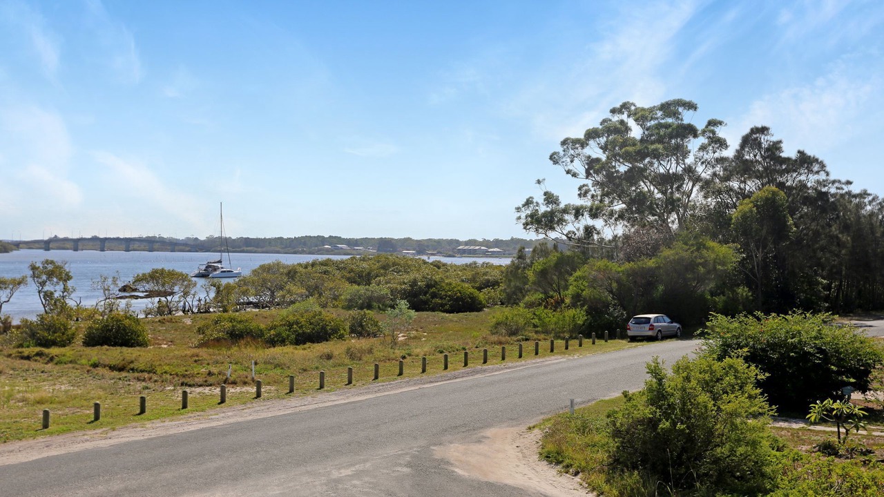 Photo of Outdoor in Hawks Nest