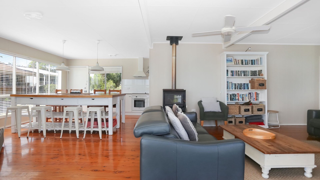 Photo of Livingroom in Hawks Nest