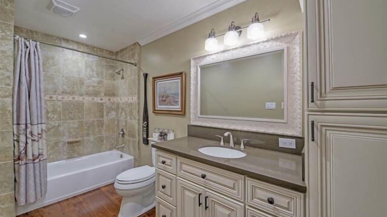 Photo of Bathroom in Tahoya Shores