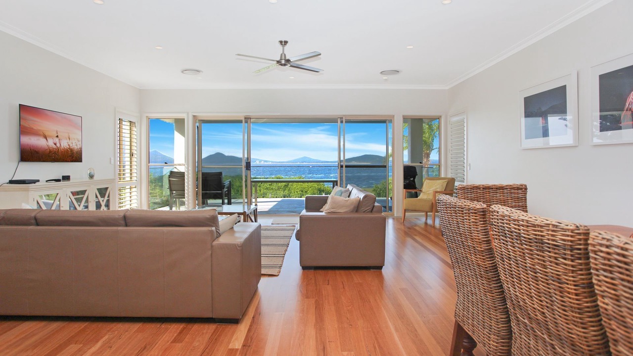 Photo of Livingroom in Hawks Nest