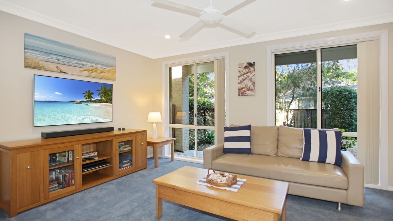 Photo of Livingroom in Hawks Nest