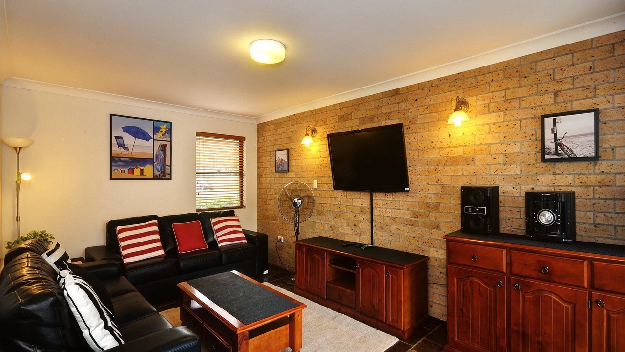 Photo of Livingroom in Hawks Nest