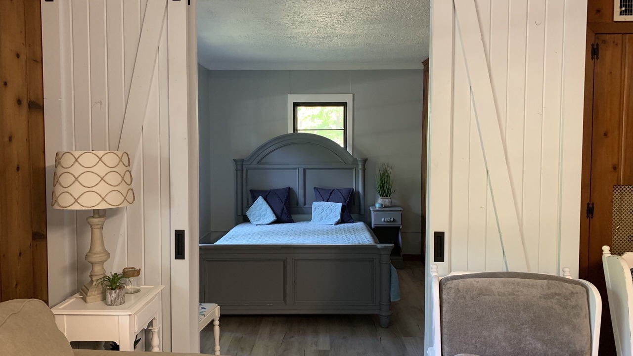 Photo of Bedroom in Higgins Lake