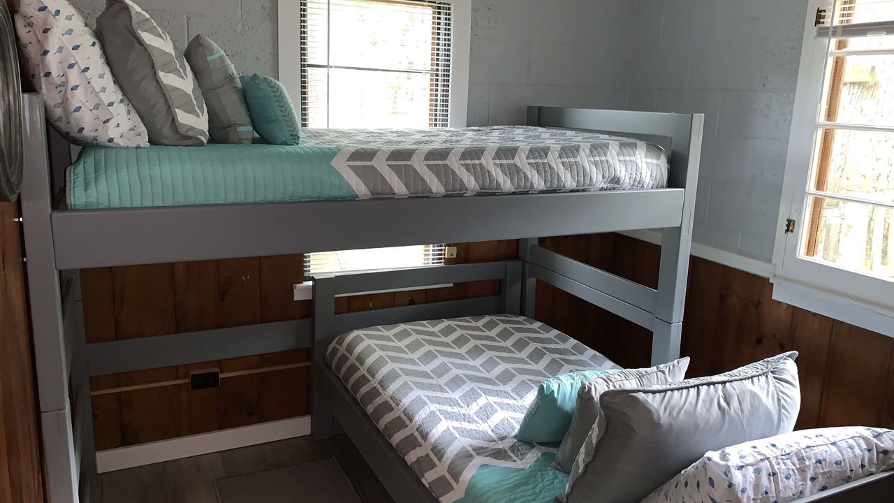 Photo of Bedroom in Higgins Lake