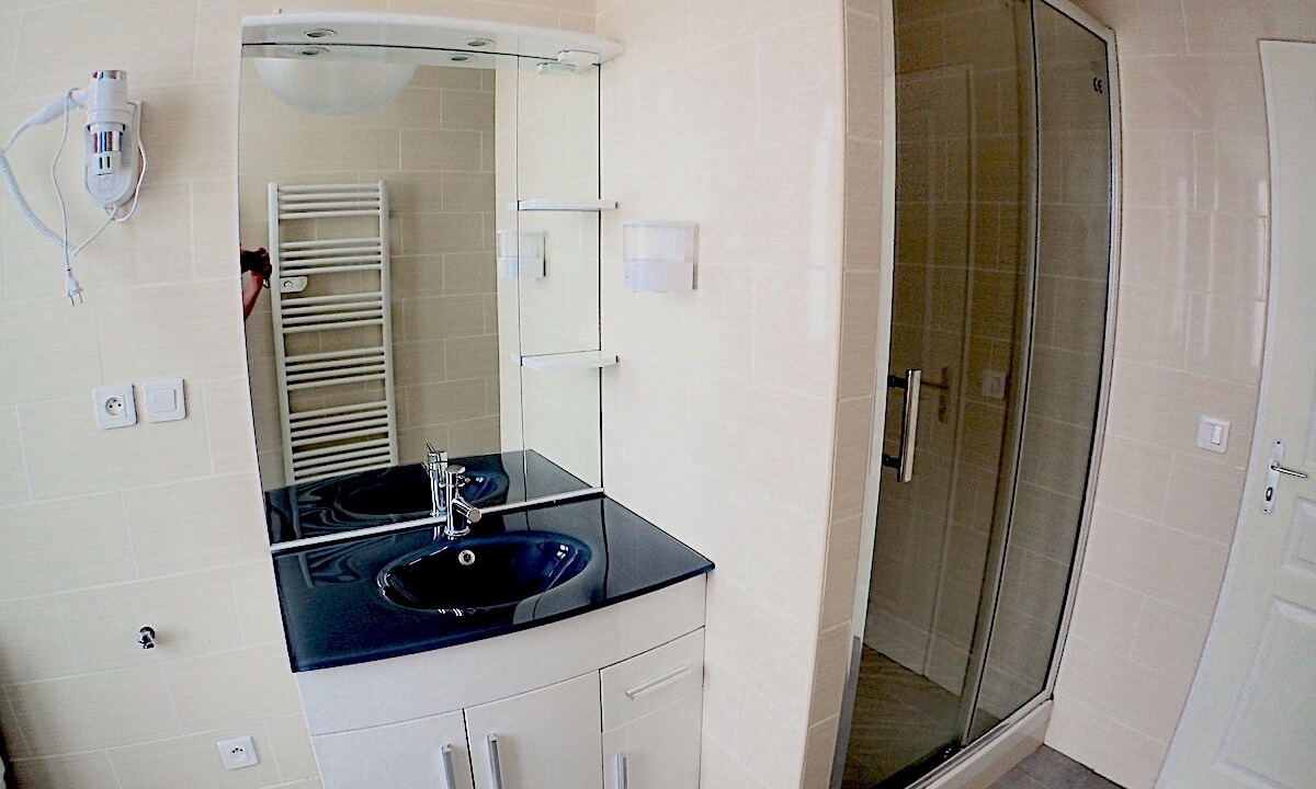 Photo of Bathroom in Abbeville