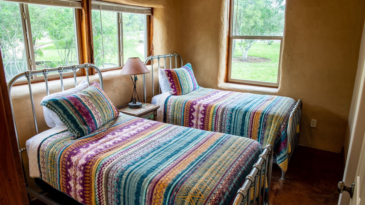 Photo of Bedroom in Uvalde