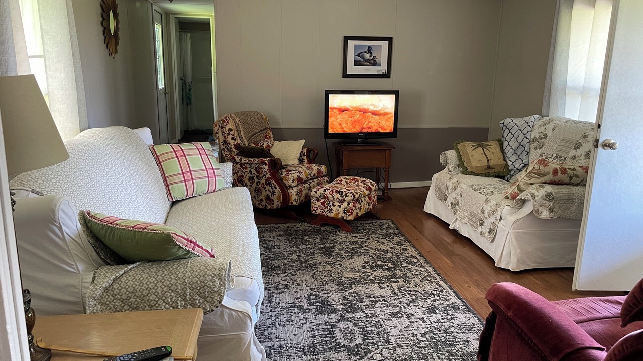 Photo of Livingroom in Equality