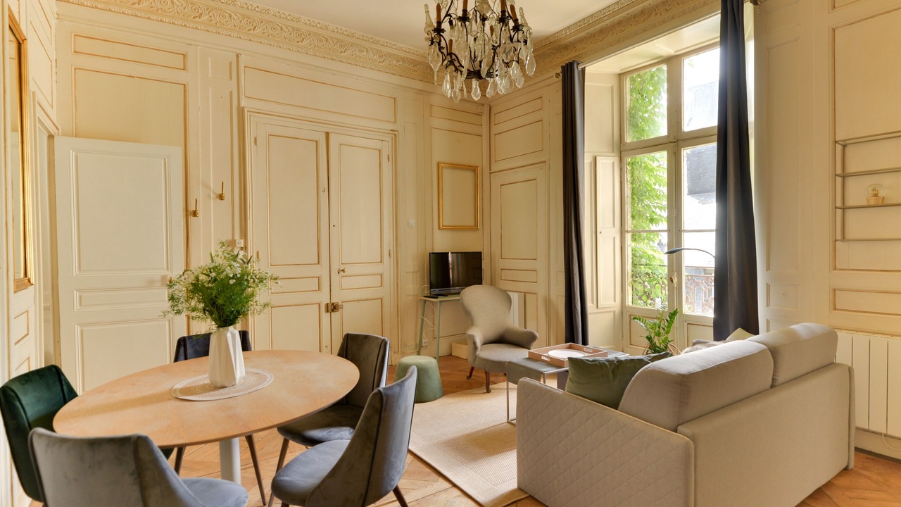 Photo of Livingroom in Centre