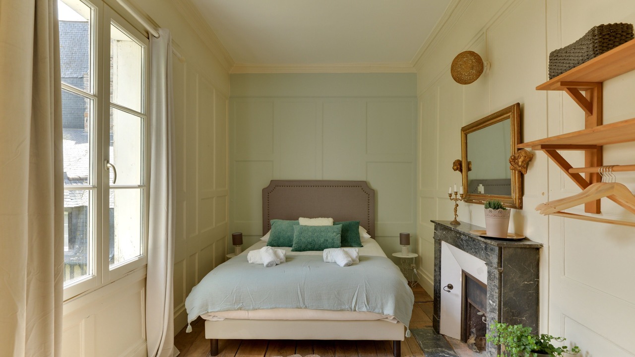 Photo of Bedroom in Centre