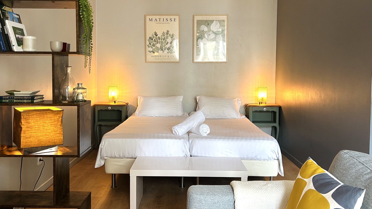 Photo of Bedroom in Antigone