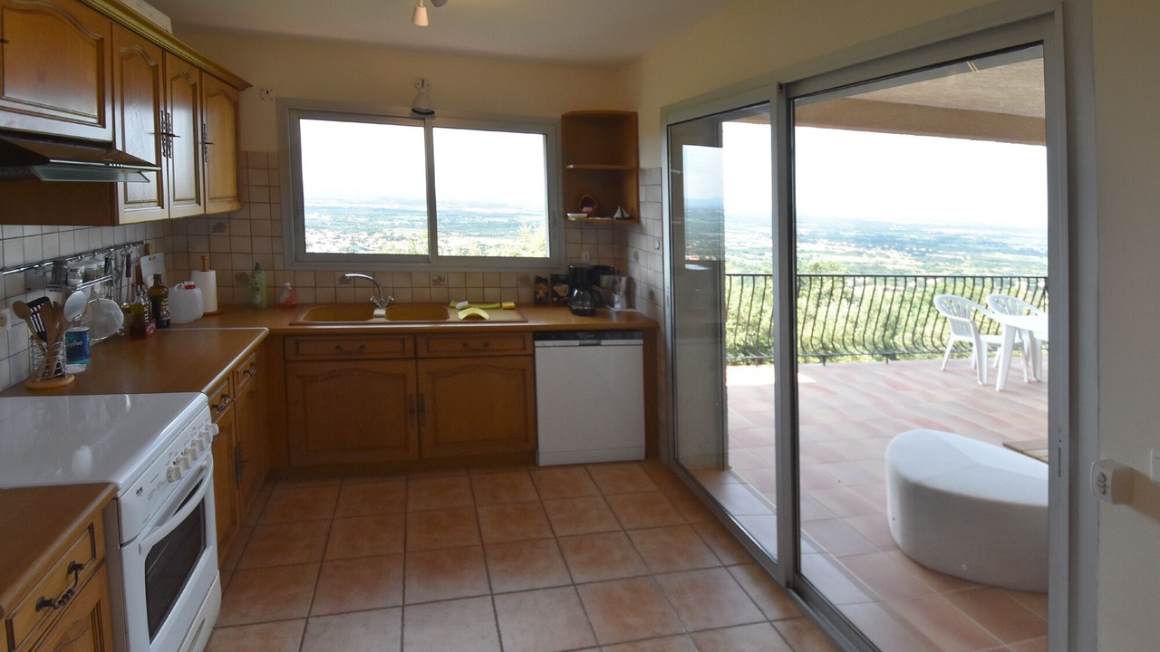 Photo of Kitchen in Laroque-des-Alberes