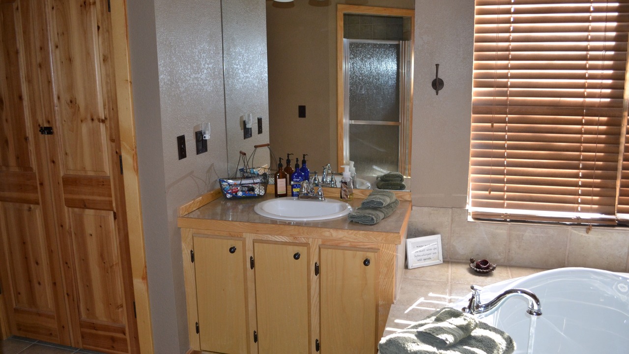 Photo of Bathroom in Smithville