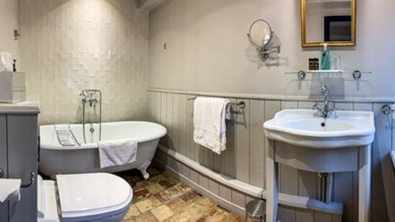 Photo of Bathroom in Honfleur