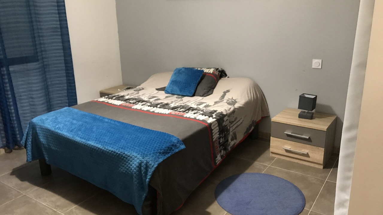 Photo of Bedroom in Sainte-Cecile-les-Vignes