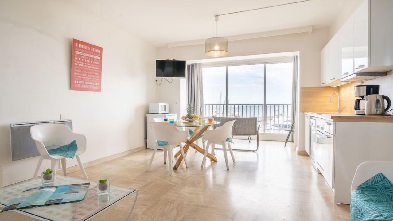 Photo of Livingroom in Hyeres