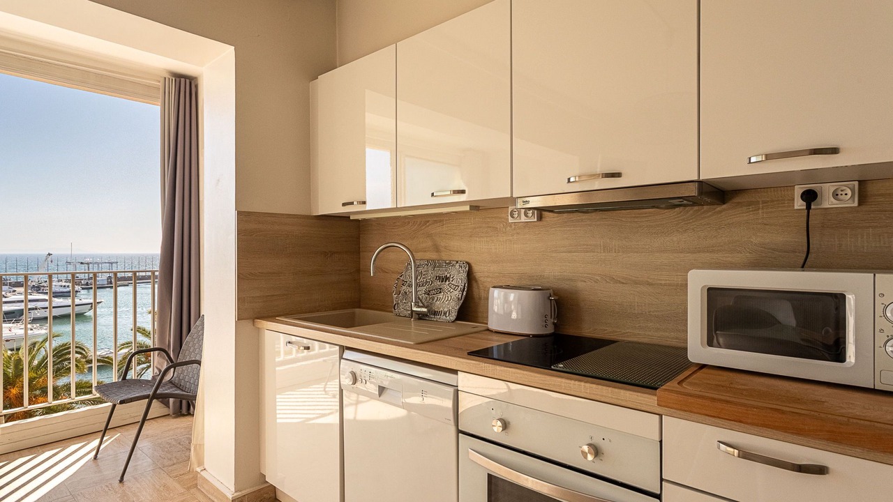 Photo of Bedroom in Hyeres