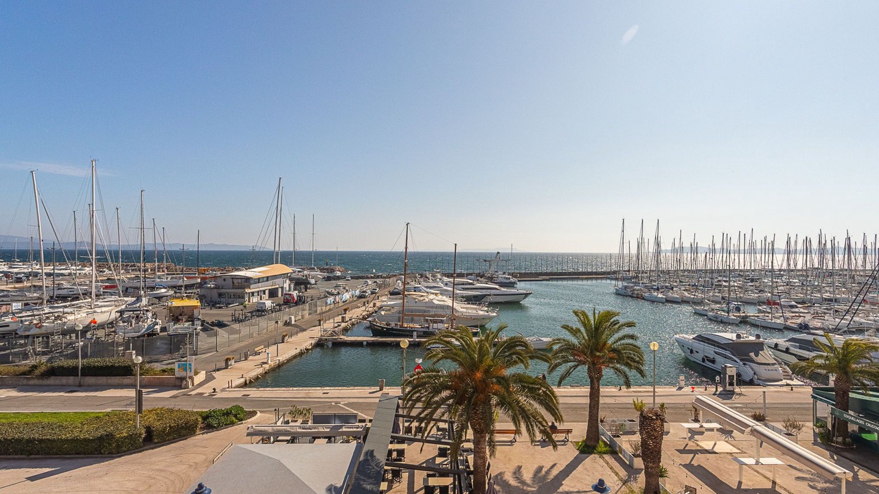 Photo of Others in Hyeres