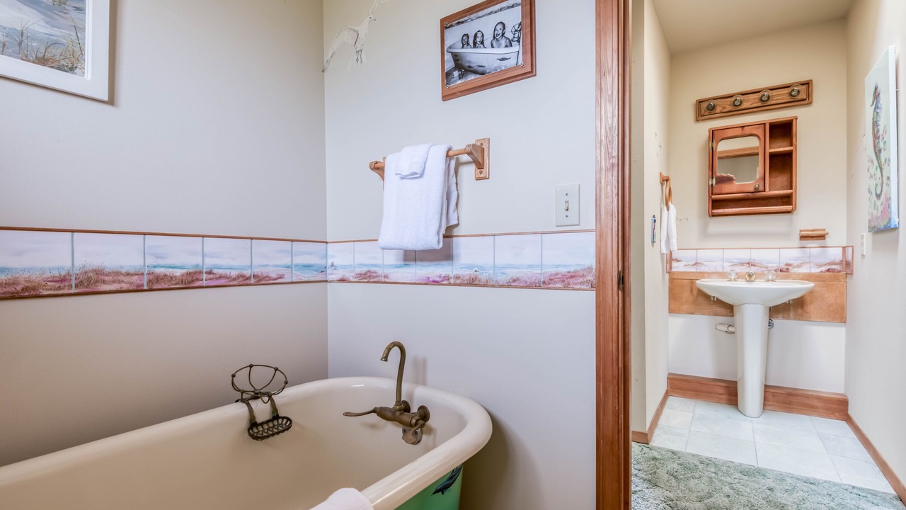 Photo of Bathroom in Bayshore