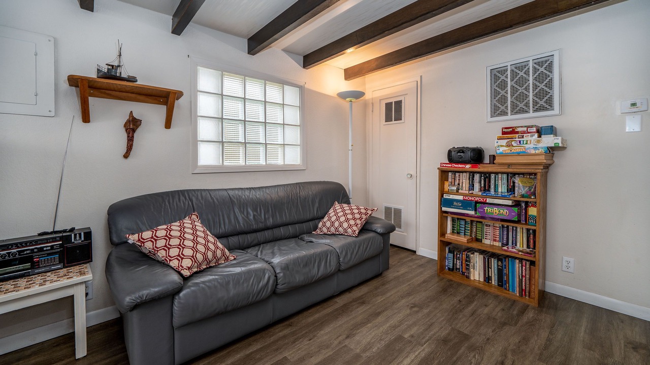Photo of Livingroom in Gleneden Beach