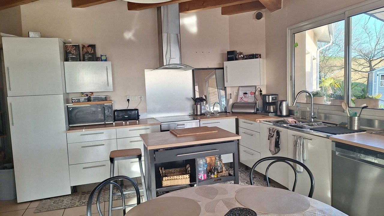 Photo of Kitchen in Virazeil