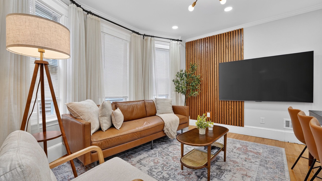 Photo of Livingroom in Jones Hill