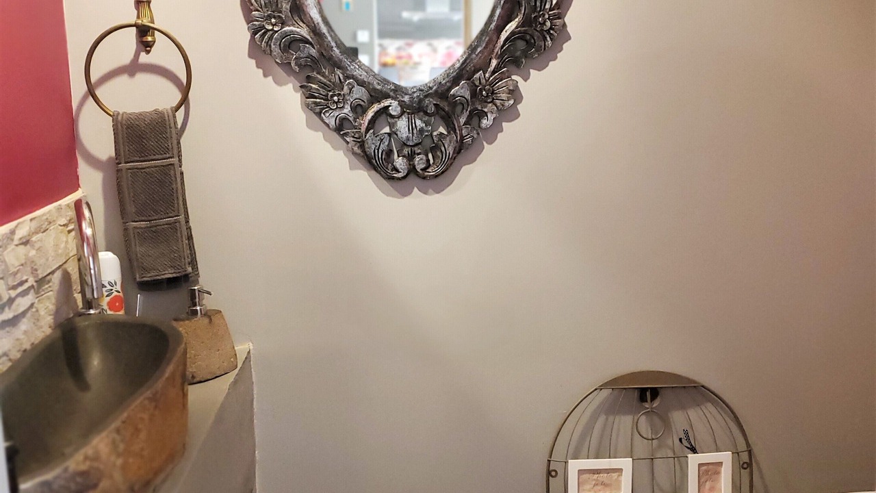 Photo of Bathroom in Saint-Julien-de-Peyrolas