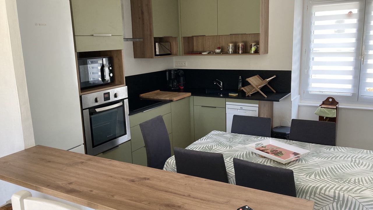 Photo of Kitchen in Saint-Meloir-des-Ondes