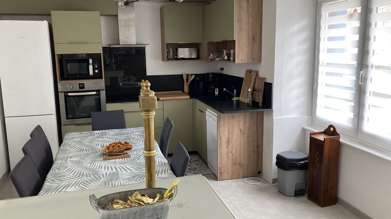 Photo of Kitchen in Saint-Meloir-des-Ondes