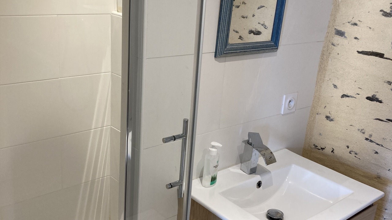 Photo of Bathroom in Saint-Meloir-des-Ondes