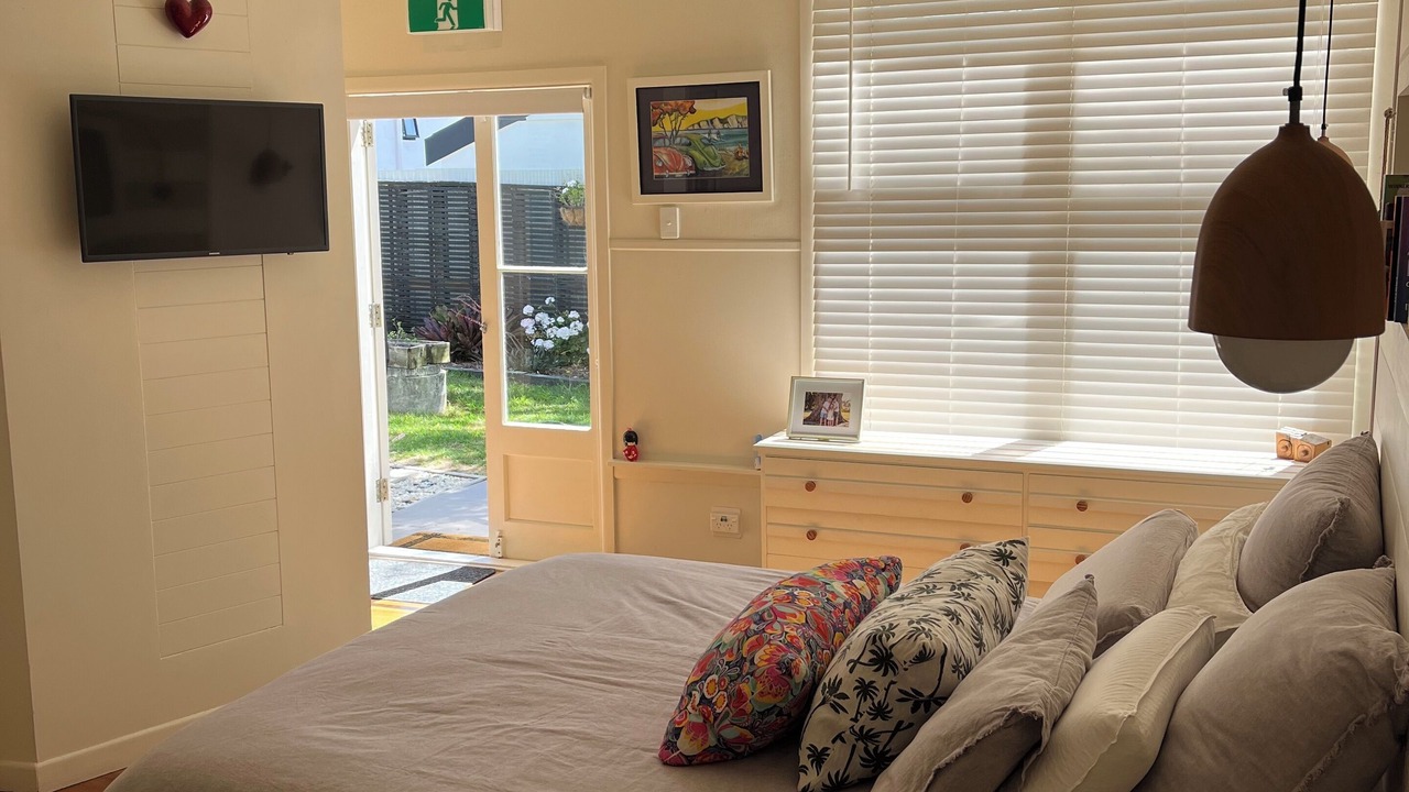 Photo of Bedroom in Okitu