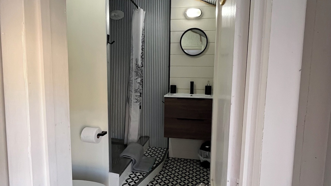 Photo of Bedroom in Okitu