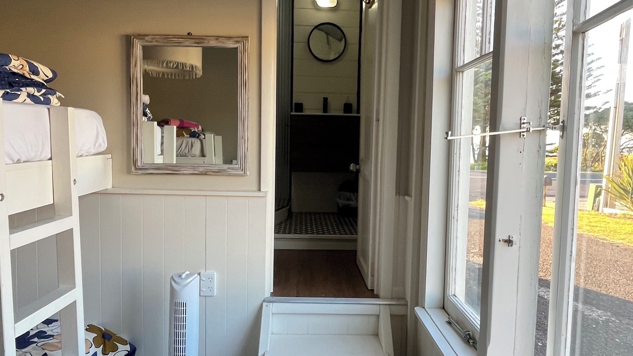 Photo of Bedroom in Okitu