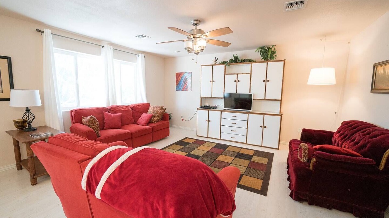 Photo of Livingroom in Safford