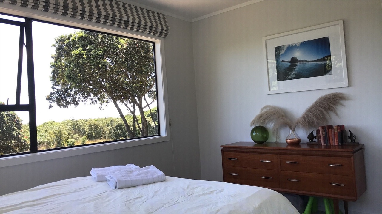 Photo of Bedroom in Piha